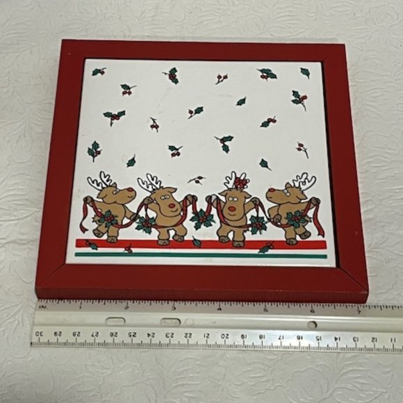 VTG Christmas Reindeer Dancing Ceramic Tile Trivet w/Red Wood Frame 7.25" - Picture 7 of 13